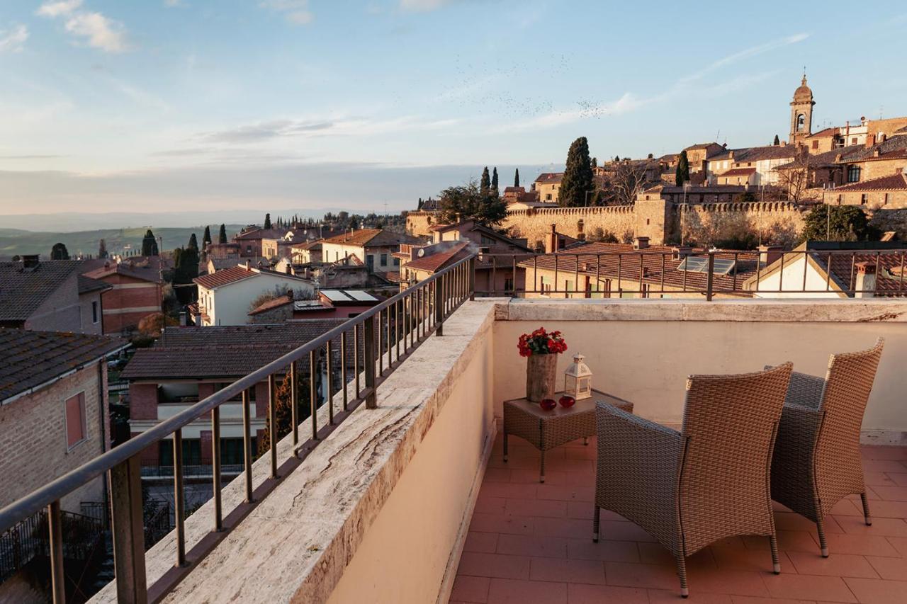 サン・クイーリコ・ドルチャIl Trabucco E La Terrazza Della Val D' Orciaアパートメント エクステリア 写真